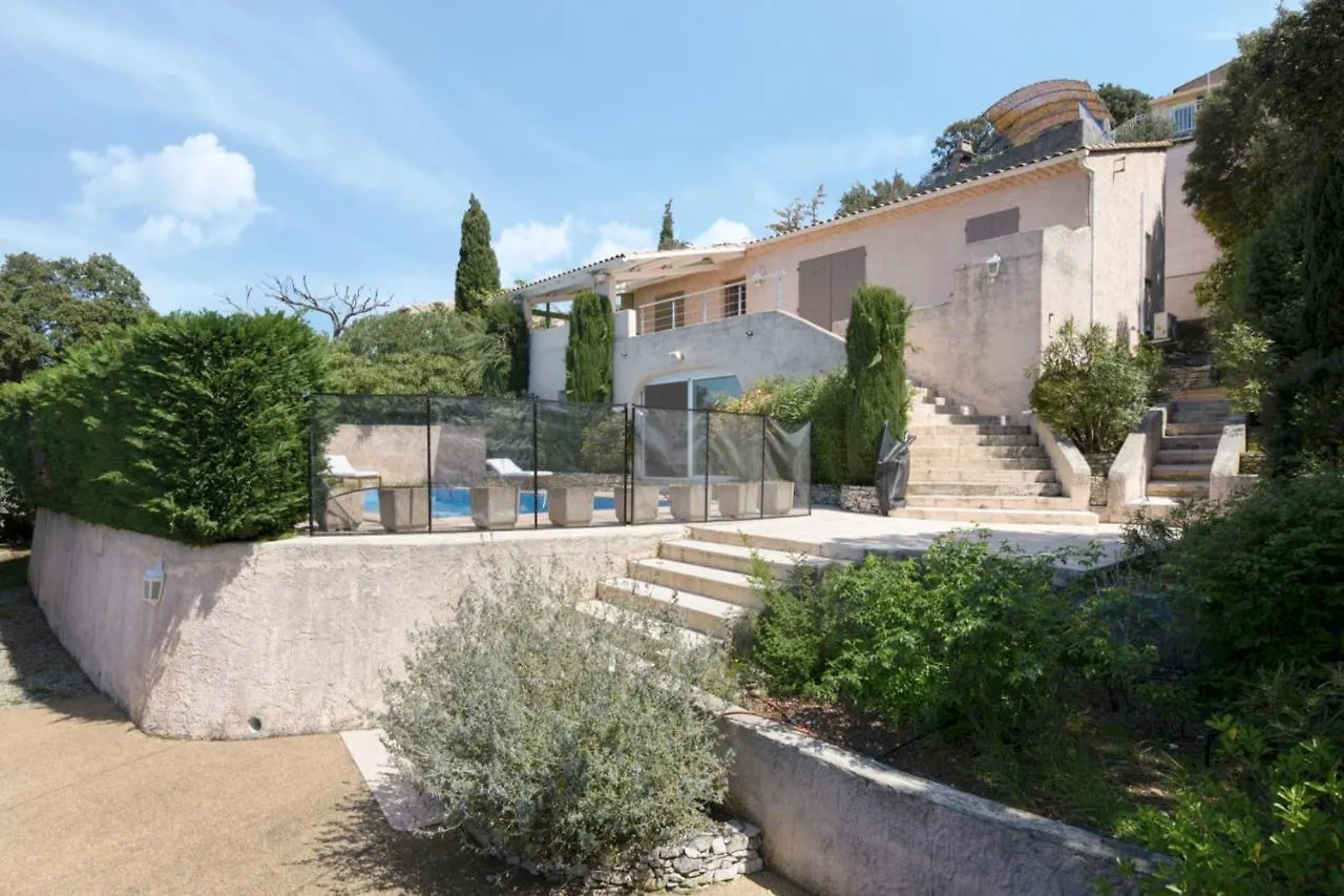 別荘 Large Villa With Swimming Pool And Terraces ヴィルヌーヴ・レ・ザヴィニョン フランス